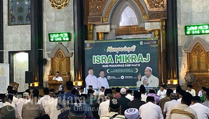 Peringati Isra Mi’raj 1447 H : Pemkab Jombang Gelar Pengajian Umum Bersama Gus Qoyyum