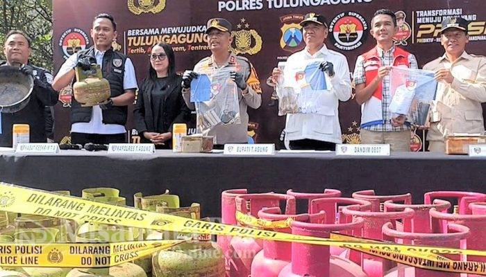 Polisi Tangkap Dua Tersangka Penyuntikan LPG Bersubsidi ke Tabung 12 Kg di Tulungagung