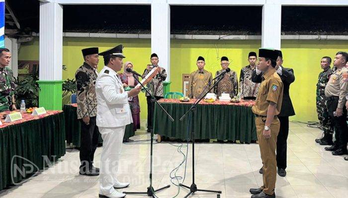 Kades Perak Jombang Lantik Kaur Tata Usaha dan Umum