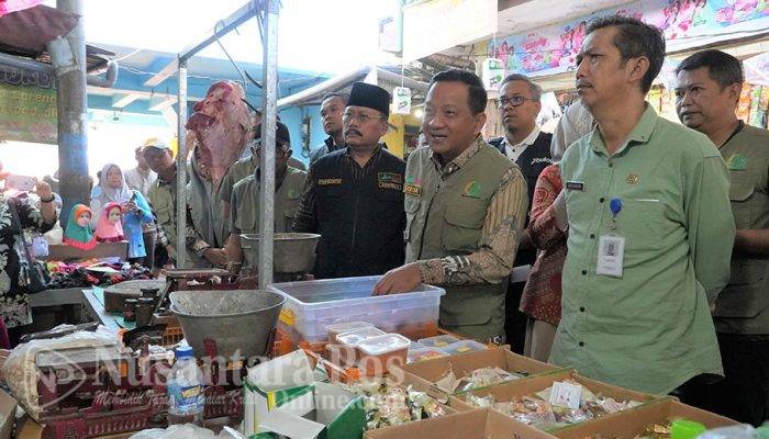 TPID Jombang Sidak Pasar Ploso dan Distributor Migor, Pastikan Pasokan Aman Jelang Lebaran