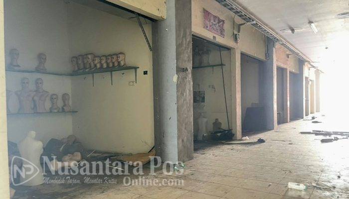 163 Rolling Door dan 24 Pintu WC Pasar Inpres Muara Enim di Godol Maling