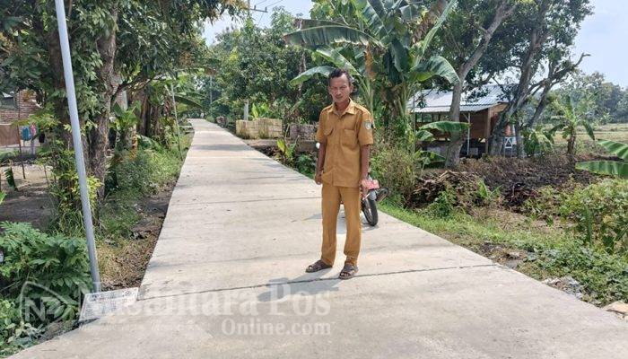 Pembangunan Jalan Lingkungan Desa Mangunan Jombang, Kades Kusno : Tingkatkan Akses dan Kesejahteraan Warga