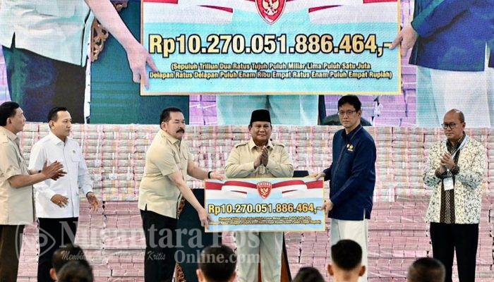 Disaksikan Prabowo, Kejagung Serahkan Rp10,27 triliun dan 2,37 Juta Hektare Kawasan Hutan Kepada Negara