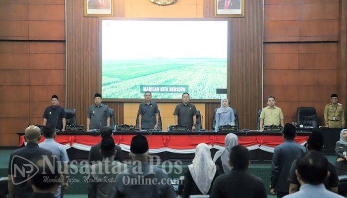 Rapat Paripurna DPRD Jombang Penyampaian Jawaban Bupati Terkait Raperda Jasa Konstruksi
