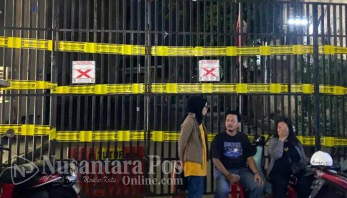 Pemkot Surabaya Segel Lahan Parkir di Jalan Tunjungan
