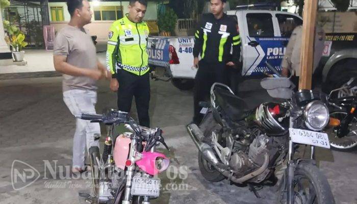 Gagal Nyalip, Istri Pemotor di Jombang Tewas Terlindas Truk Usai Jatuh dari Motor