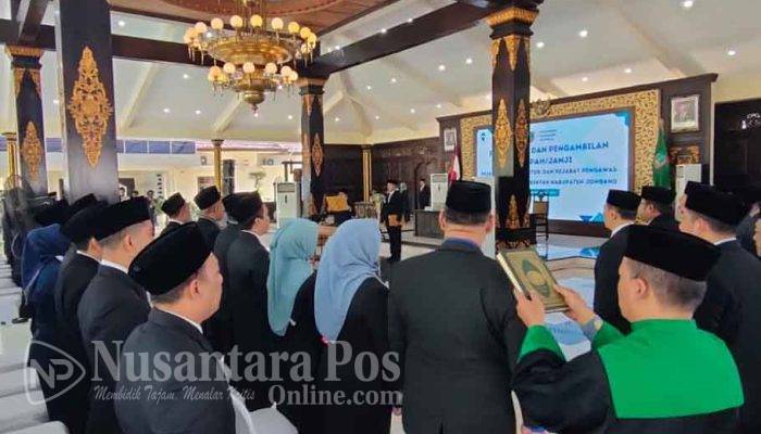 Bupati Warsubi Lantik 81 Pejabat Pemkab Jombang