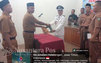 Kades Morosunggingan Jombang Lantik Kasi Kesra dan Kasun Ngrandu