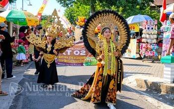 Wujud Syuku, Ratusan Warga Berebut Gunungan dalam Tradisi Bersih Dusun Wilangan Nganjuk