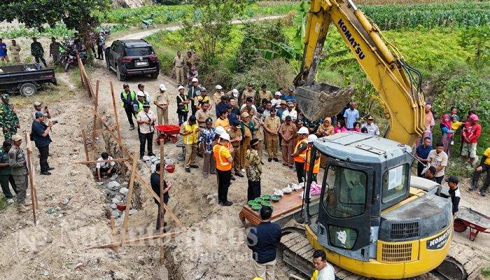 Diterjang Banjir Bandang, Forkopimda Jombang Pulihkan Konektivitas Warga Kedungdendeng Lewat Jembatan Garuda