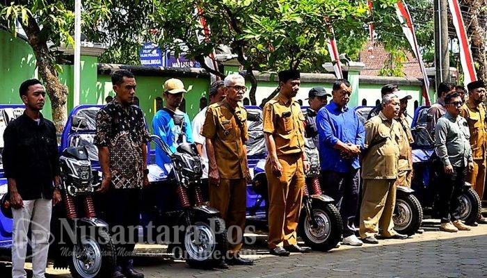 Optimalkan Layanan Kebersihan, Purbalingga Serahkan Motor Listrik Pengangkut Sampah