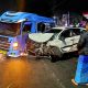 Toyota Rush Hantam Mobil Elf di Tambakberas Jombang