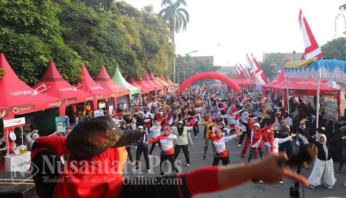 Harkopnas ke-79 : Ribuan Warga Jombang Semarakkan Jalan Sehat Berhadiah 2 Paket Umroh