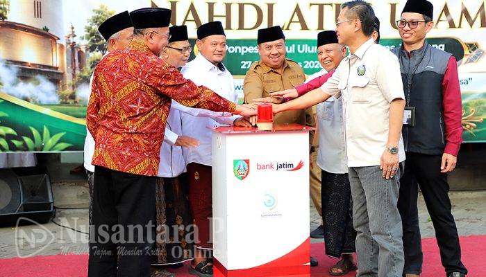 Sambut Muktamar ke-35 NU, Bupati Jombang Resmikan Posko Ramah Muktamirin di Pasar Ngrawan
