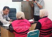 Jadi Tersangka Korupsi Kredit Fiktif, 2 Eks Pegawai PT.PNM Mekaar Pacitan Ditahan