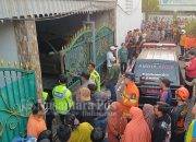 Dua Bocah Kakak-Adik di Surabaya Tewas Terjebak Dalam Kebakaran Rumah