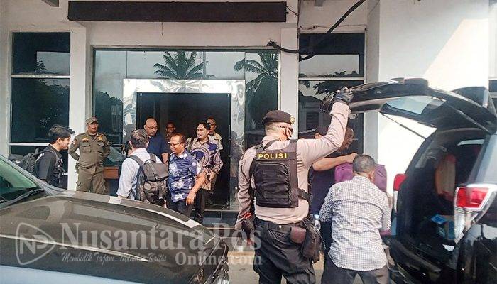 KPK Geledah ULP dan Dinas PUPR Muara Enim
