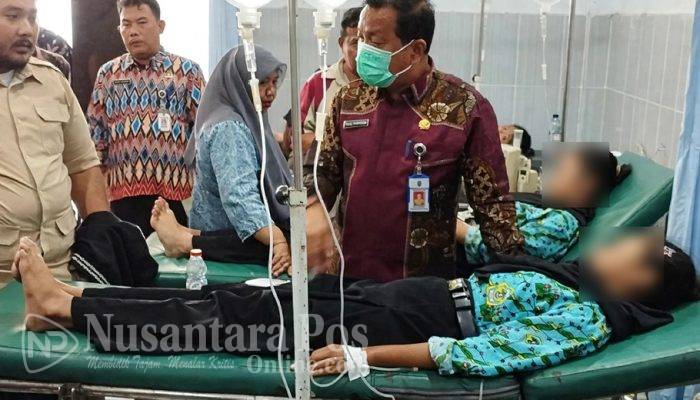 MBG Kembali Makan Korban : Puluhan Siswa di Jombang Bolak-Balik Kamar Mandi Saat KBM