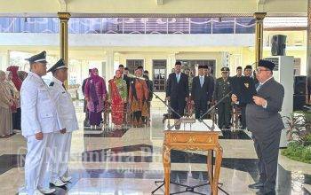 pelantikan-dua-kepala-desa-antar-waktu-di-jombang (5) pelantikan-dua-kepala-desa-antar-waktu-di-jombang (5)