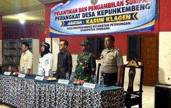 pelantikan-perangkat-desa-kepuhkembeng-jombang (4)
