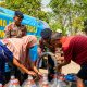 Brimob Polda Jatim Salurkan 40 Ribu Liter Air Bersih Untuk Warga Gresik dan Sidoarjo